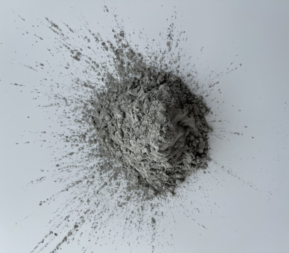 棕剛玉微粉對產品表面處理的影響